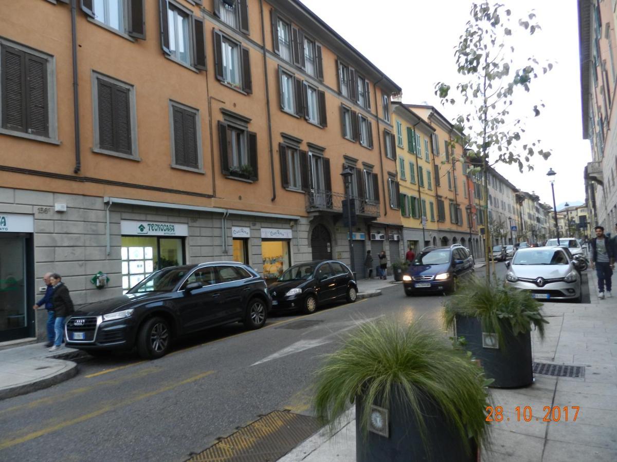 Cosy Central Flat Bergamo Eksteriør billede